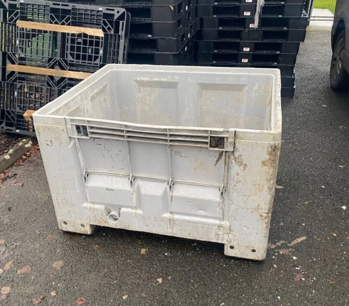 Pallet storage bin - Image 2