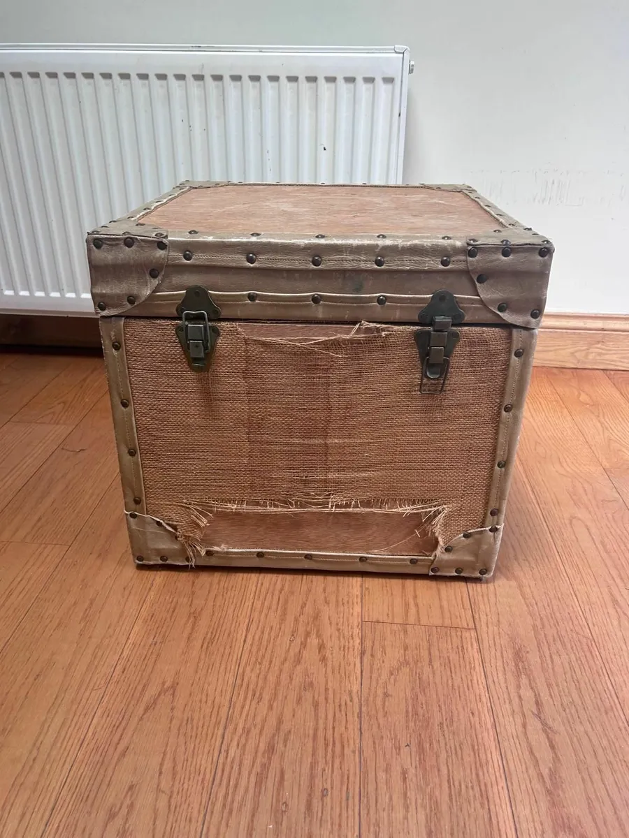 Storage box