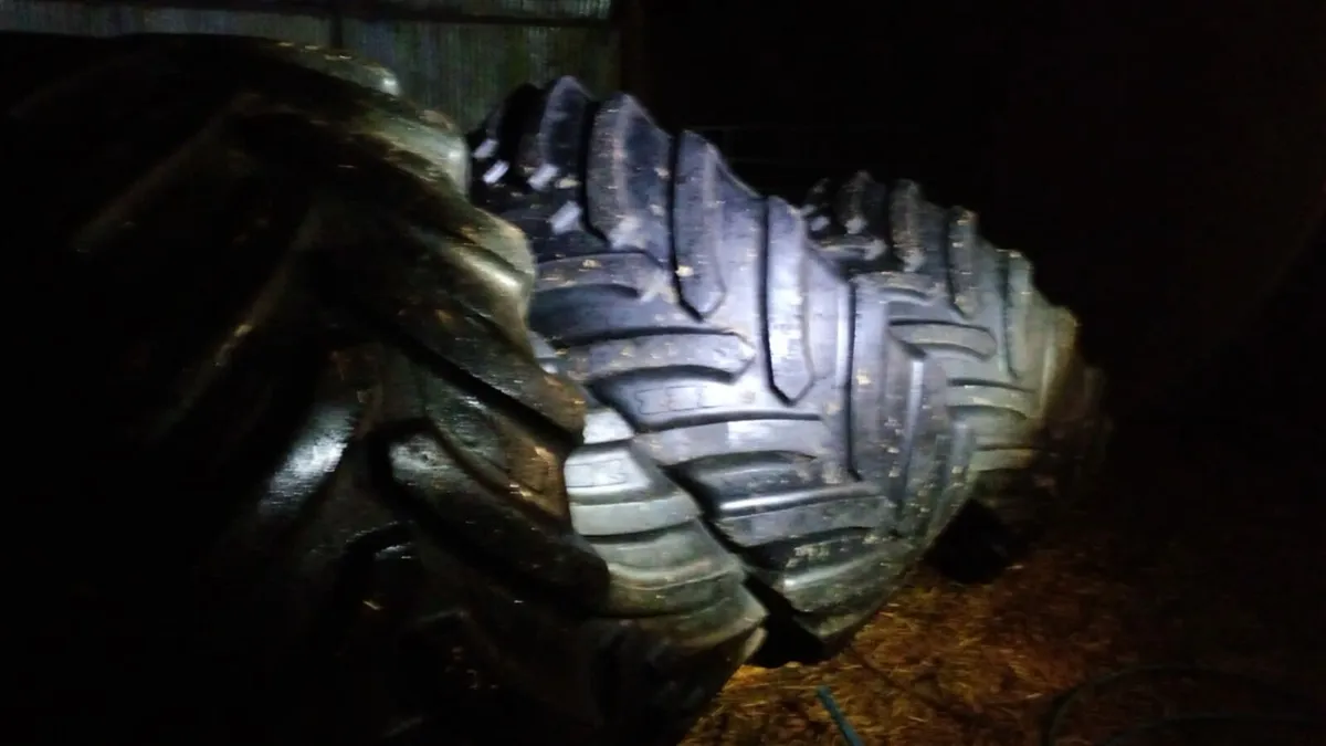 Full set bkt 40%  650 65 38 & 540 65 28 40 - Image 2