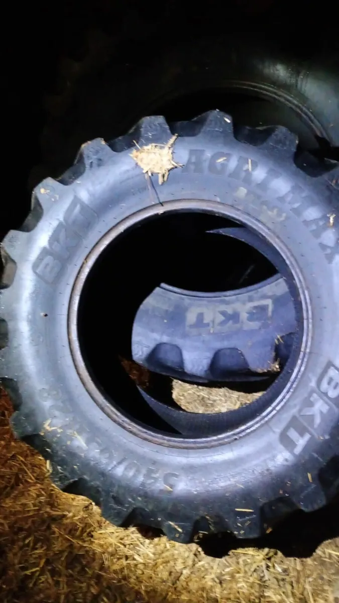 Full set bkt 40%  650 65 38 & 540 65 28 40 - Image 4