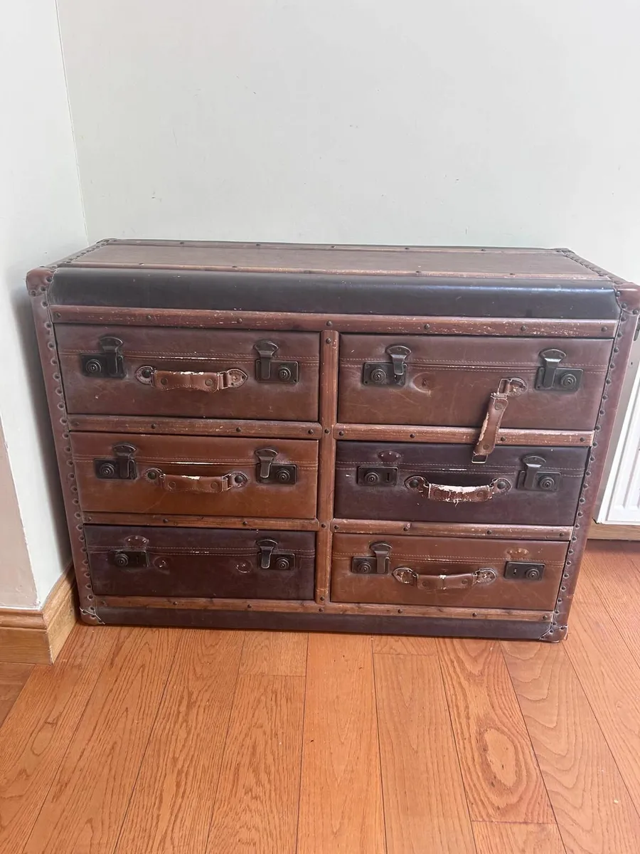 Set of drawers - Image 1