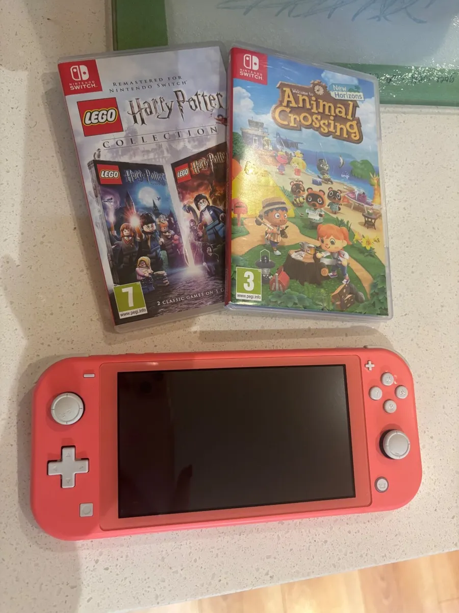 Nintendo Switch Lite - Image 1