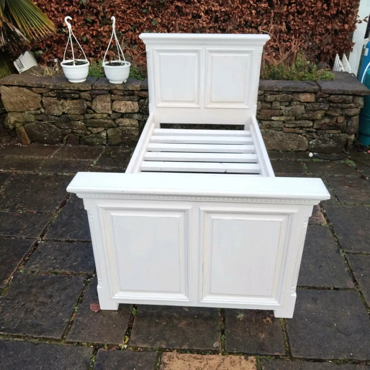 Single Bed. - Image 1