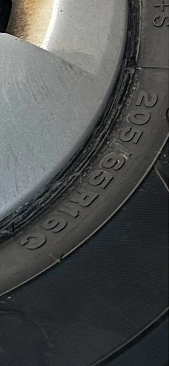 Tyres from Mercedes Benz Vito - Image 2