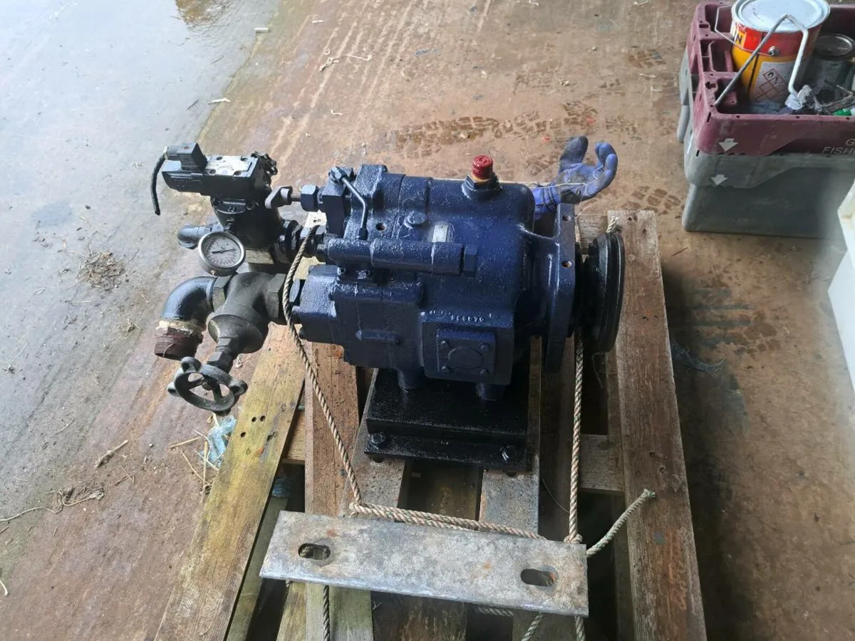 hydrualic pump - Image 3