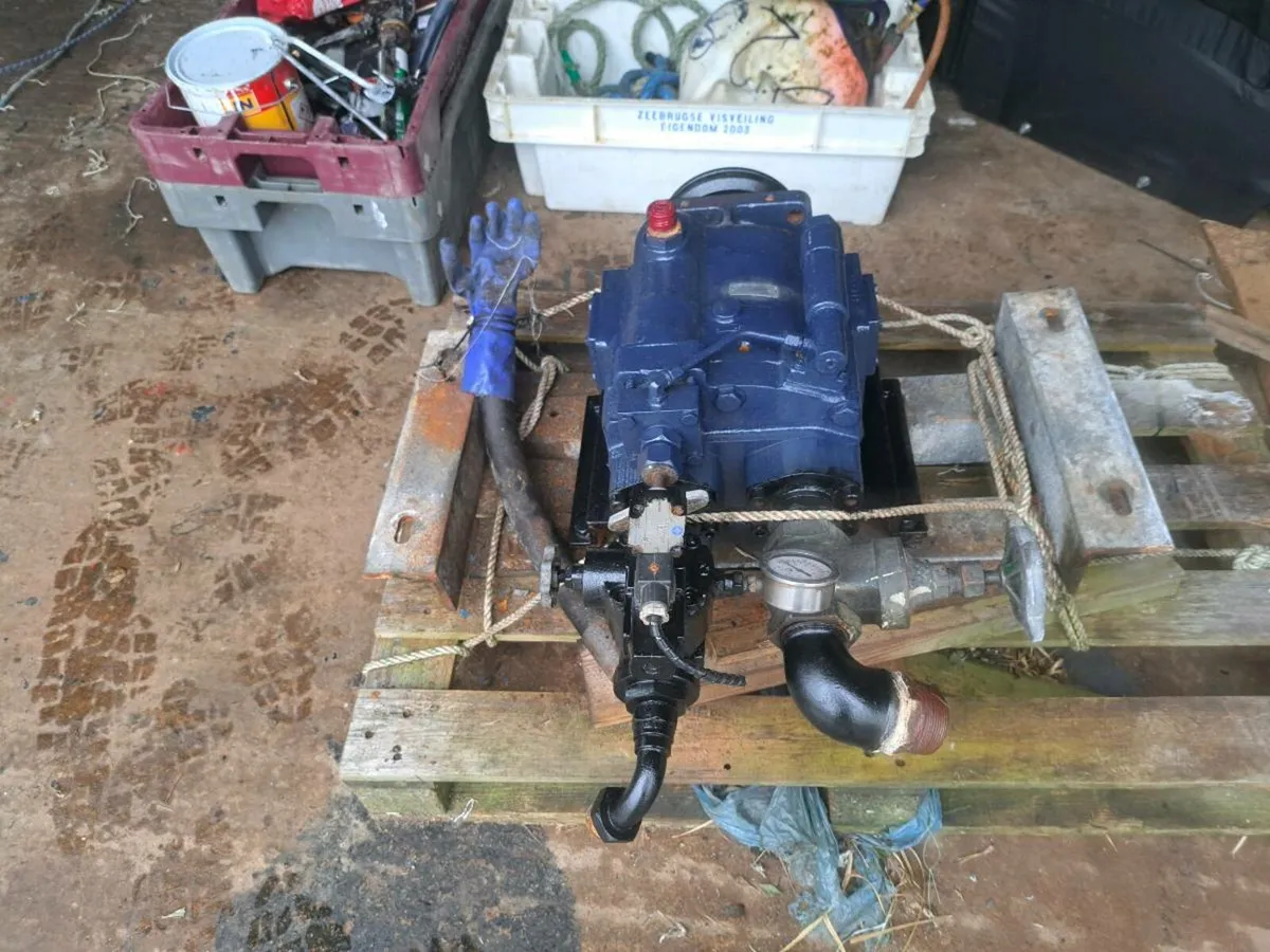 hydrualic pump - Image 4