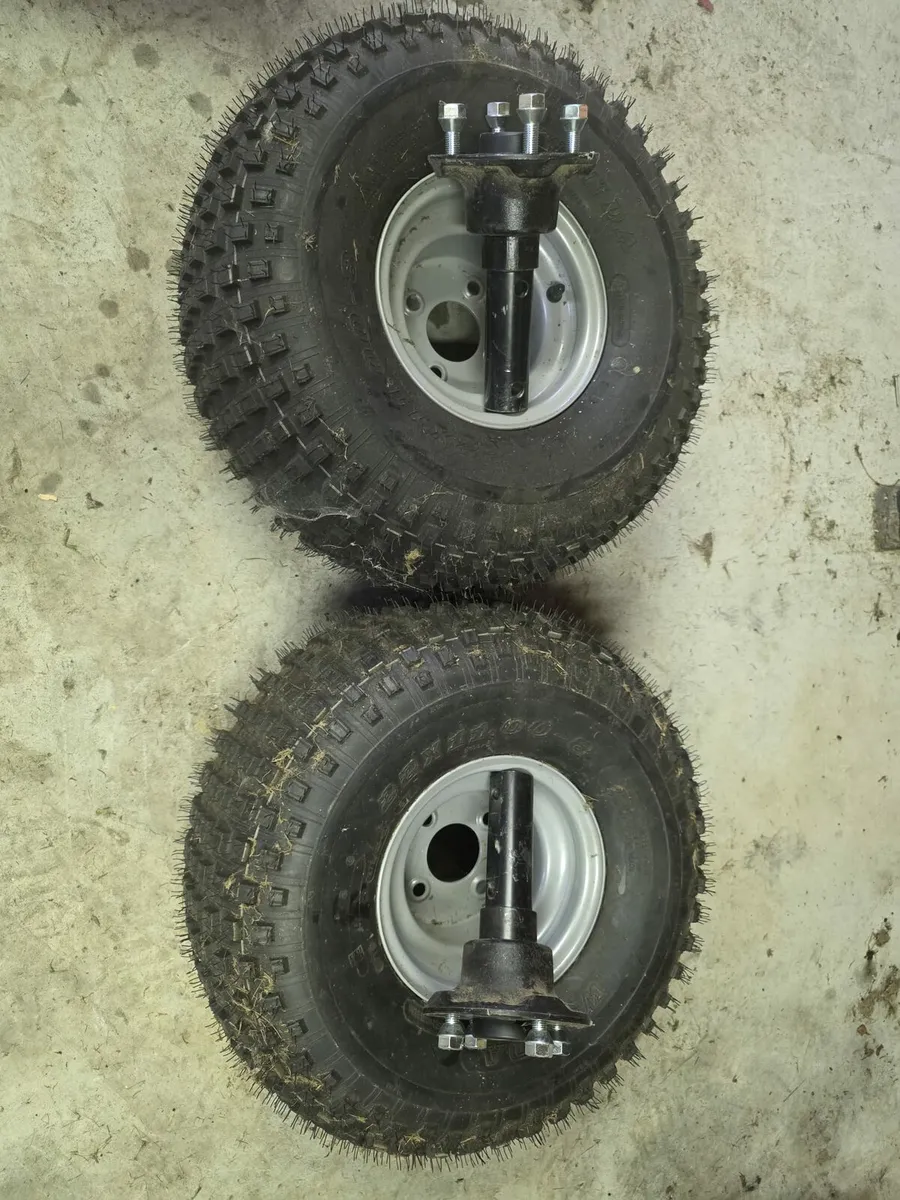 Wheels and axles - Image 1