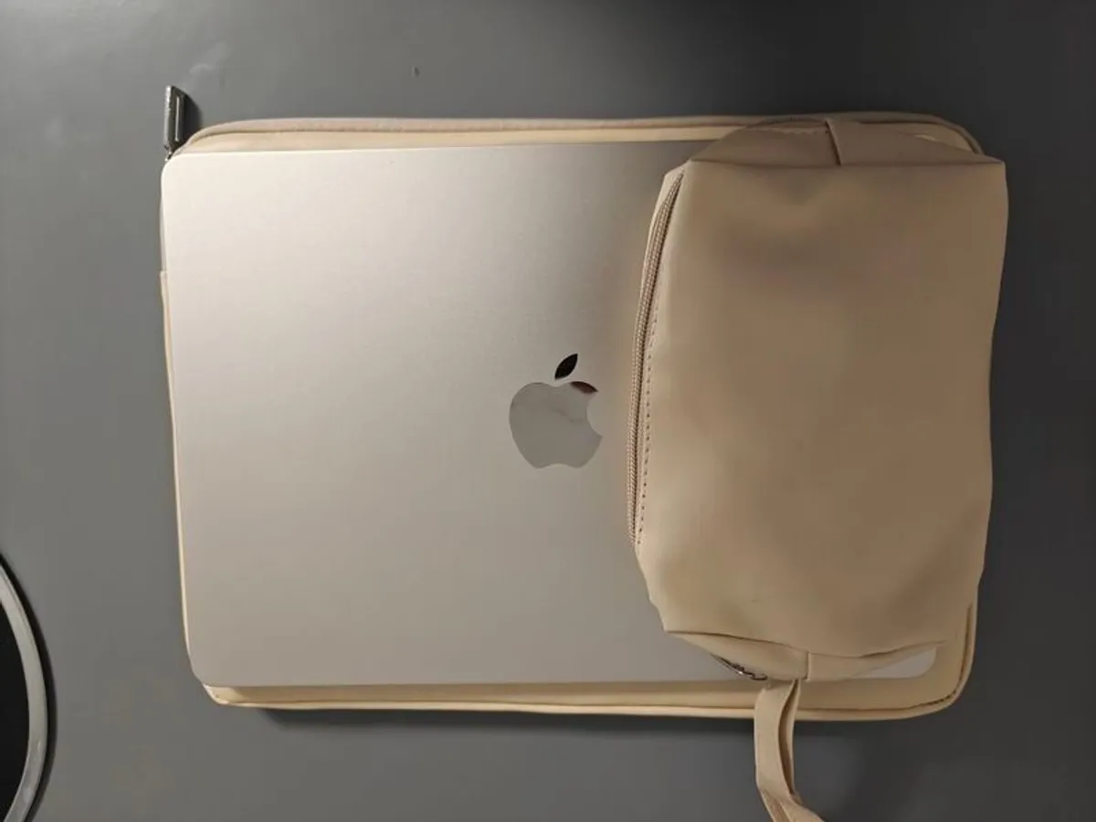 Macbook air m4 512GB - Image 3