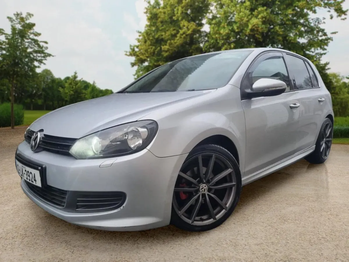 2012 R-Line Golf 1.6tdi STUNNER - GREAT VALUE - Image 2