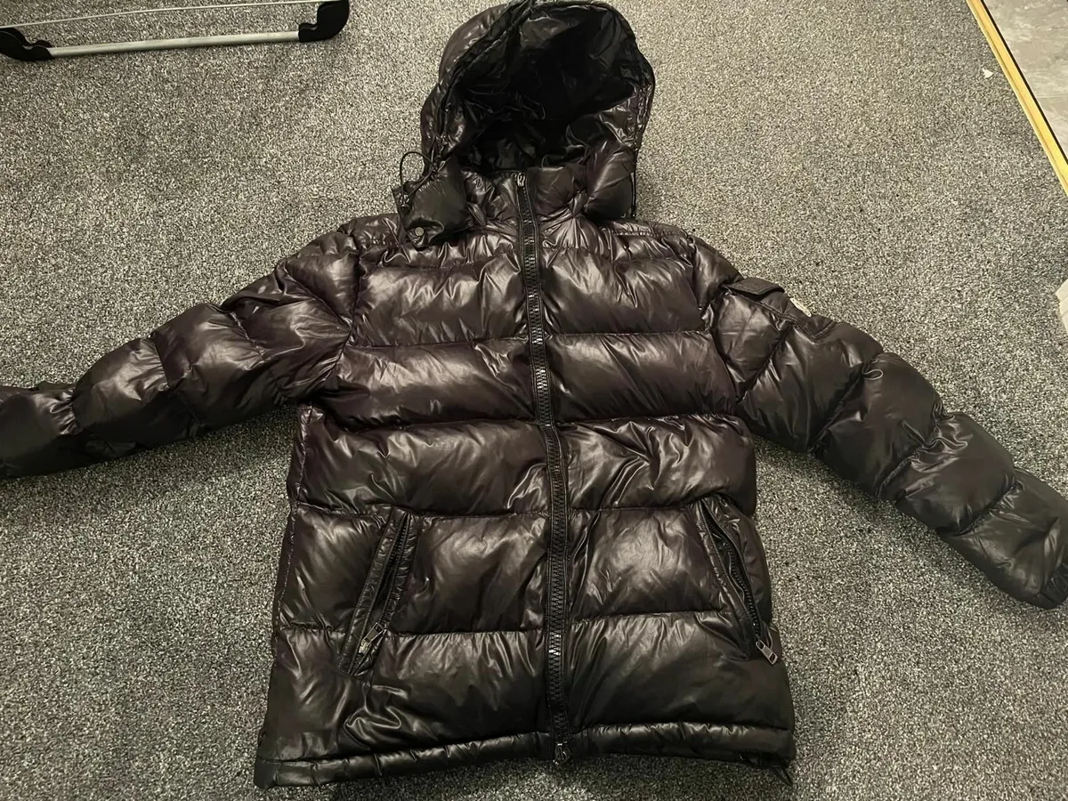 Moncler coat - Image 3