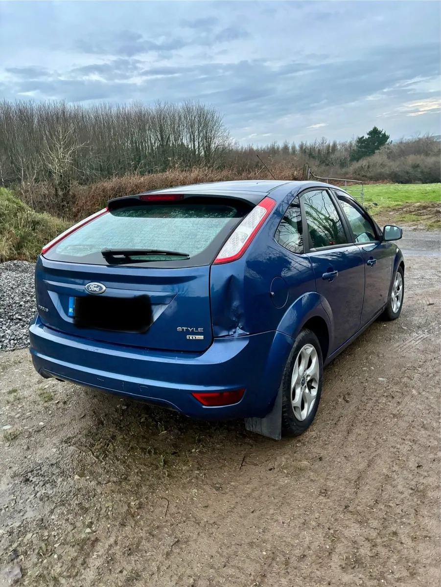 Ford focus 2009 - Image 4