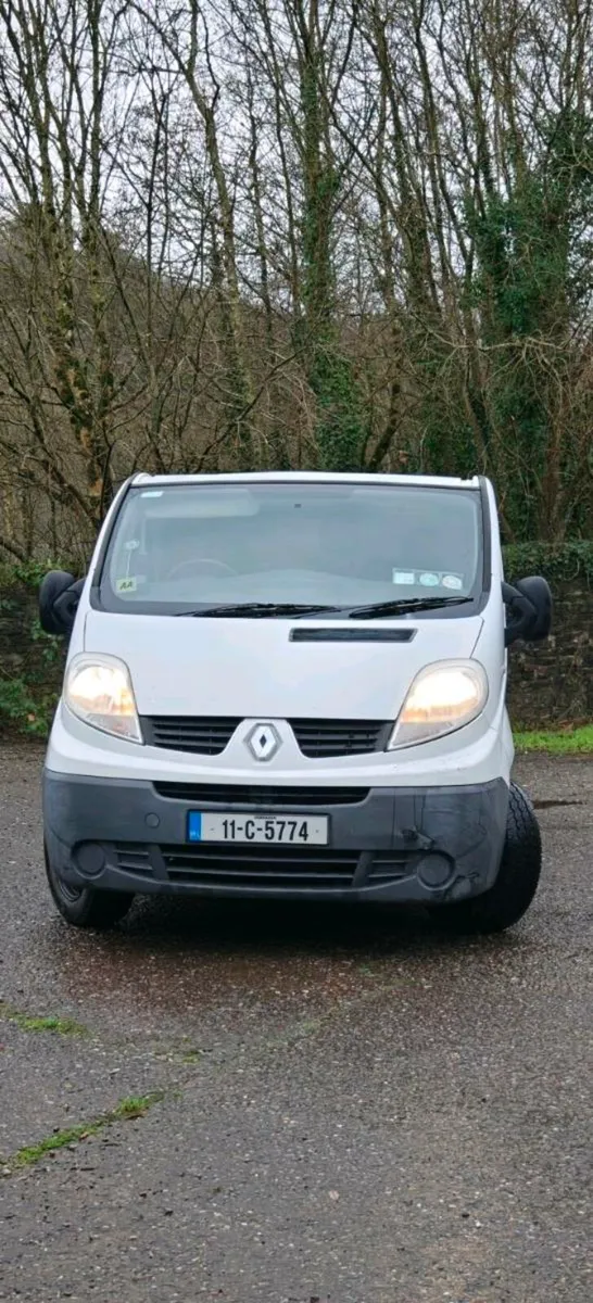 Renault Trafic 2.0 dci - Image 4