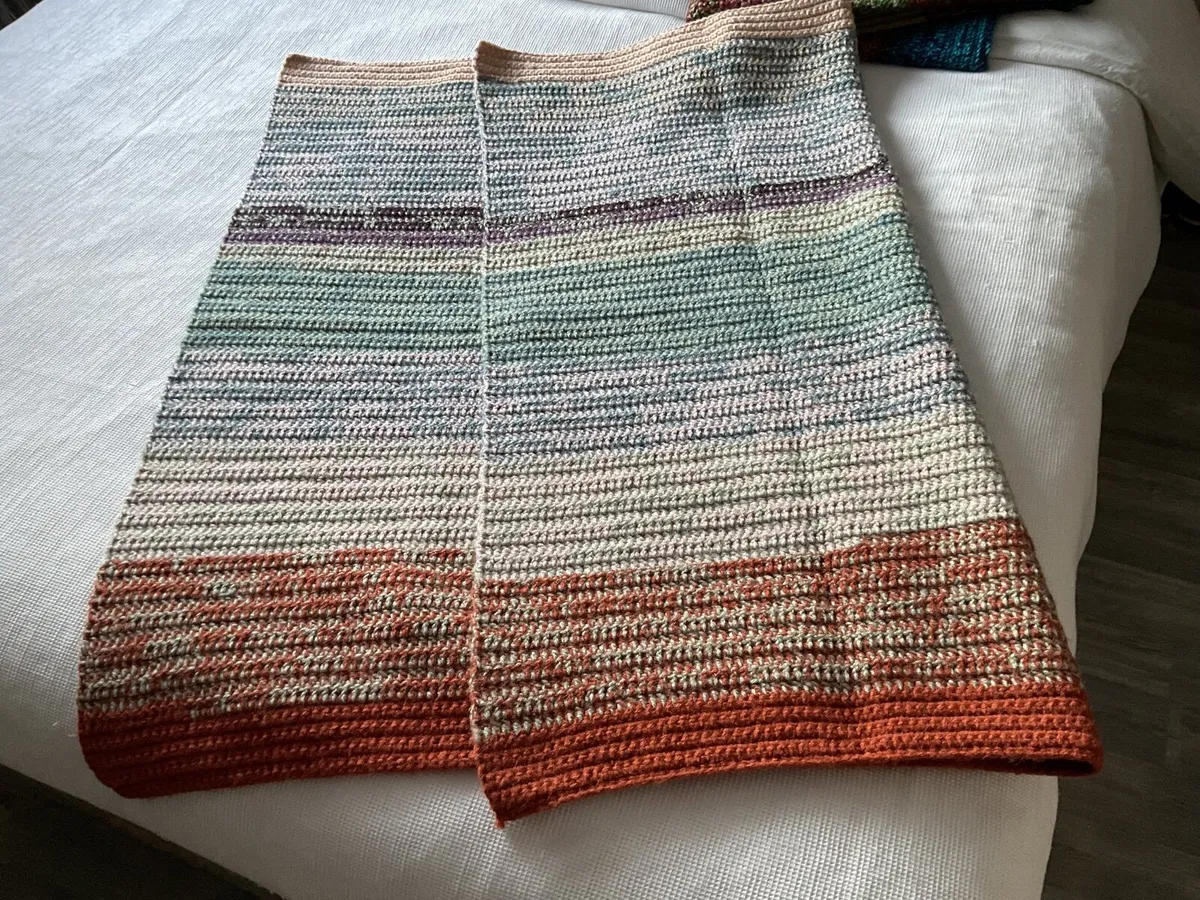 Handmade crochet throws - Image 4