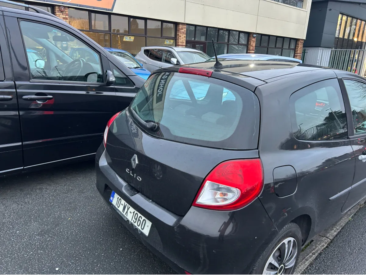 Renault Clio 3 1.2 ONLY  47000KLMS///IRISH CAR WIT - Image 3