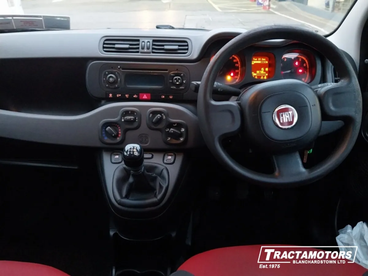 Fiat Panda 1.2 POP  5DR - Image 2
