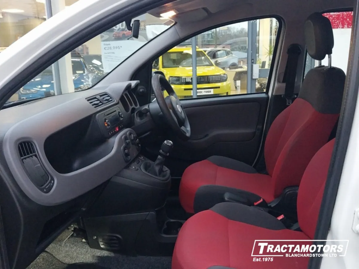 Fiat Panda 1.2 POP  5DR - Image 4