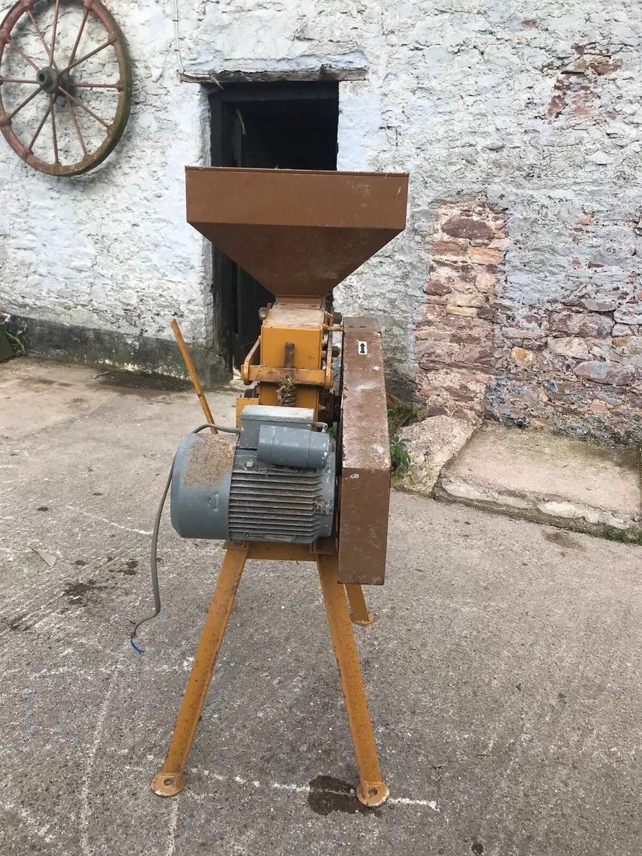 Junkkari Grain Mill - Image 3