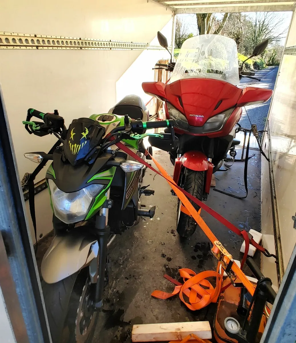 MOTORBIKE TRANSPORT ALL OF IRL OVER CHRISTMAS. - Image 2