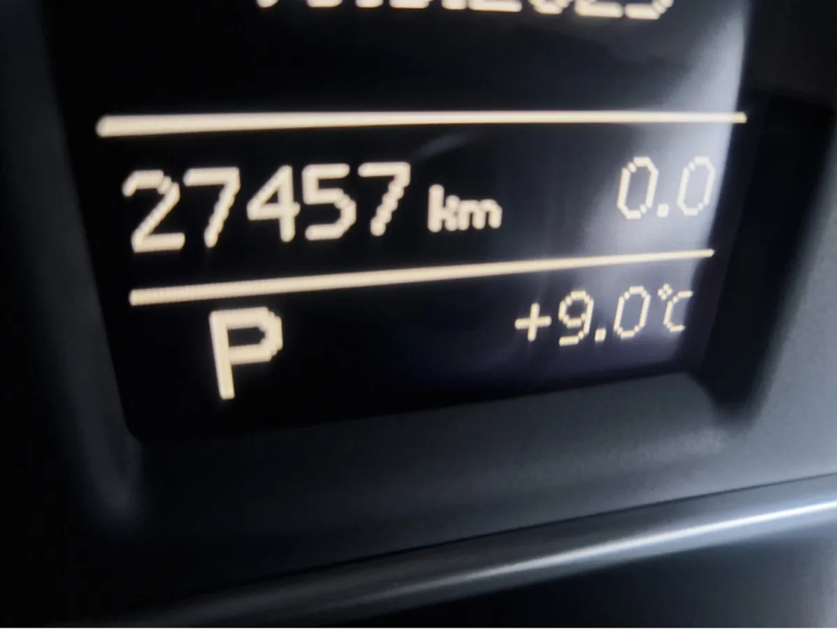 Audi A1 1.4 PETROL AUTO - Image 4