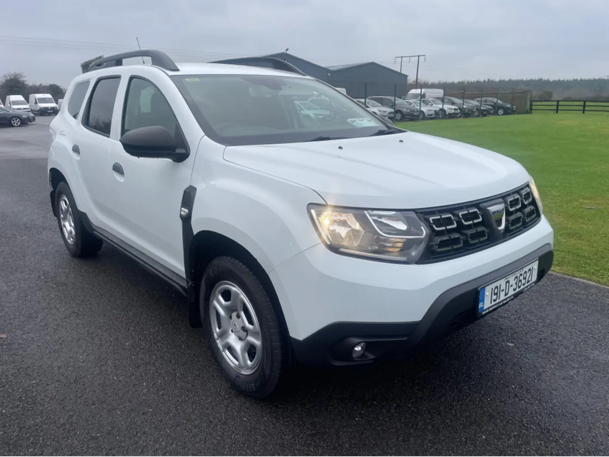 Dacia Duster ESENTIAL BLUE DCI 115 - Image 1