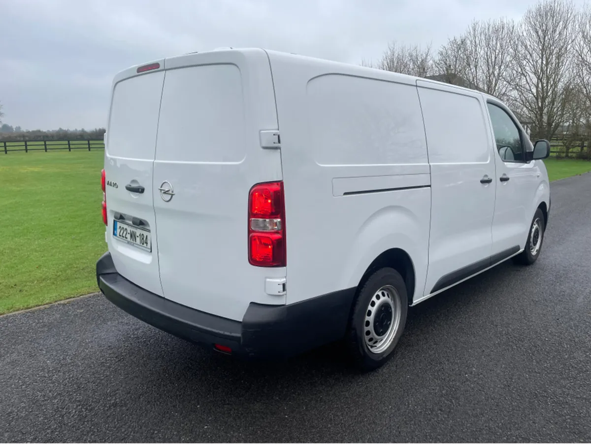 Opel Vivaro L2H1-1.5 100PS-6SP MAN 100PS-DIE-6SP 5 - Image 4