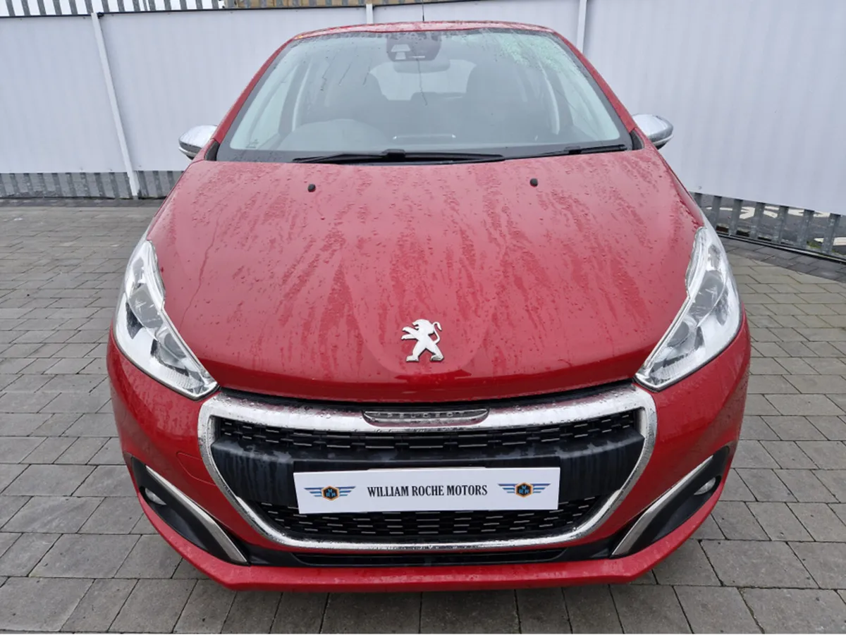 Peugeot 208 1.2 PETROL AUTO - Image 2
