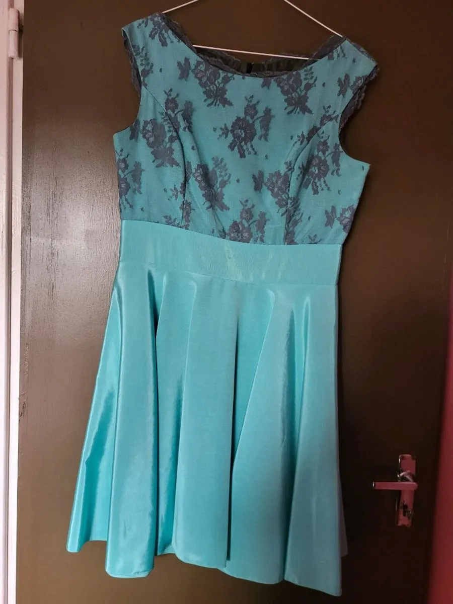 Kate Fearnley Dresses - Image 2