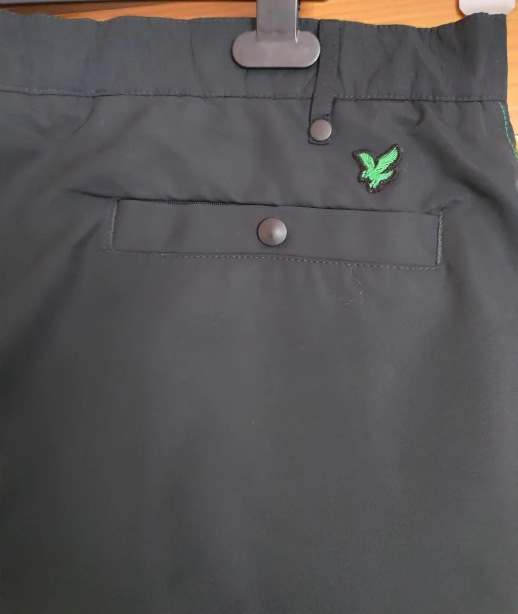 Lyle and Scott Green Eagle Club 38R - Image 1