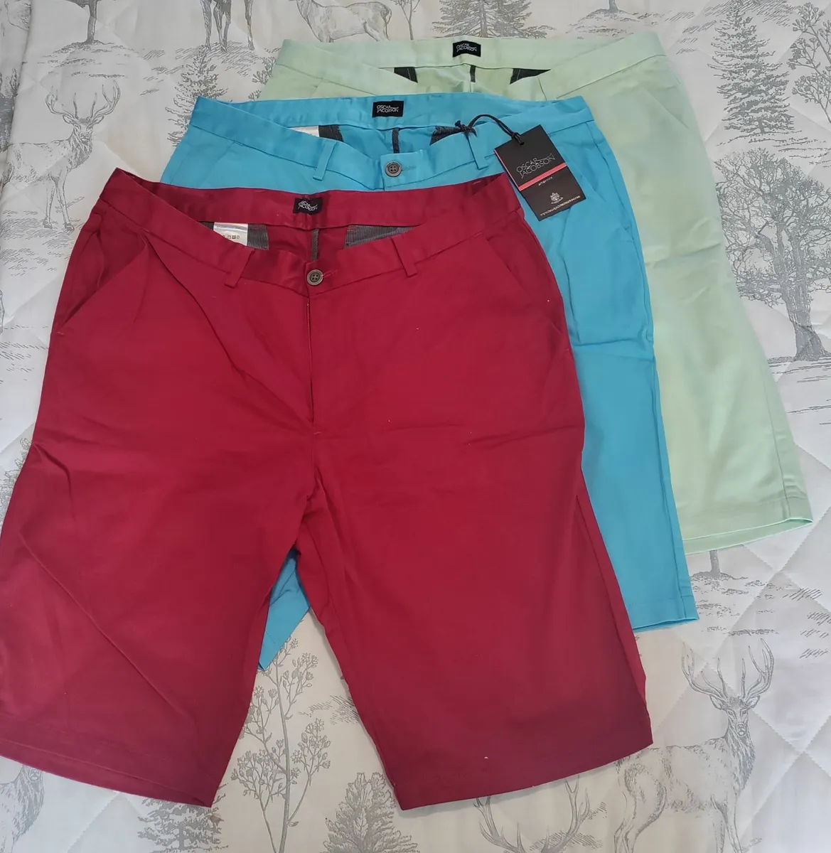 Oscar Jacobson Chino shorts 36w New - Image 3