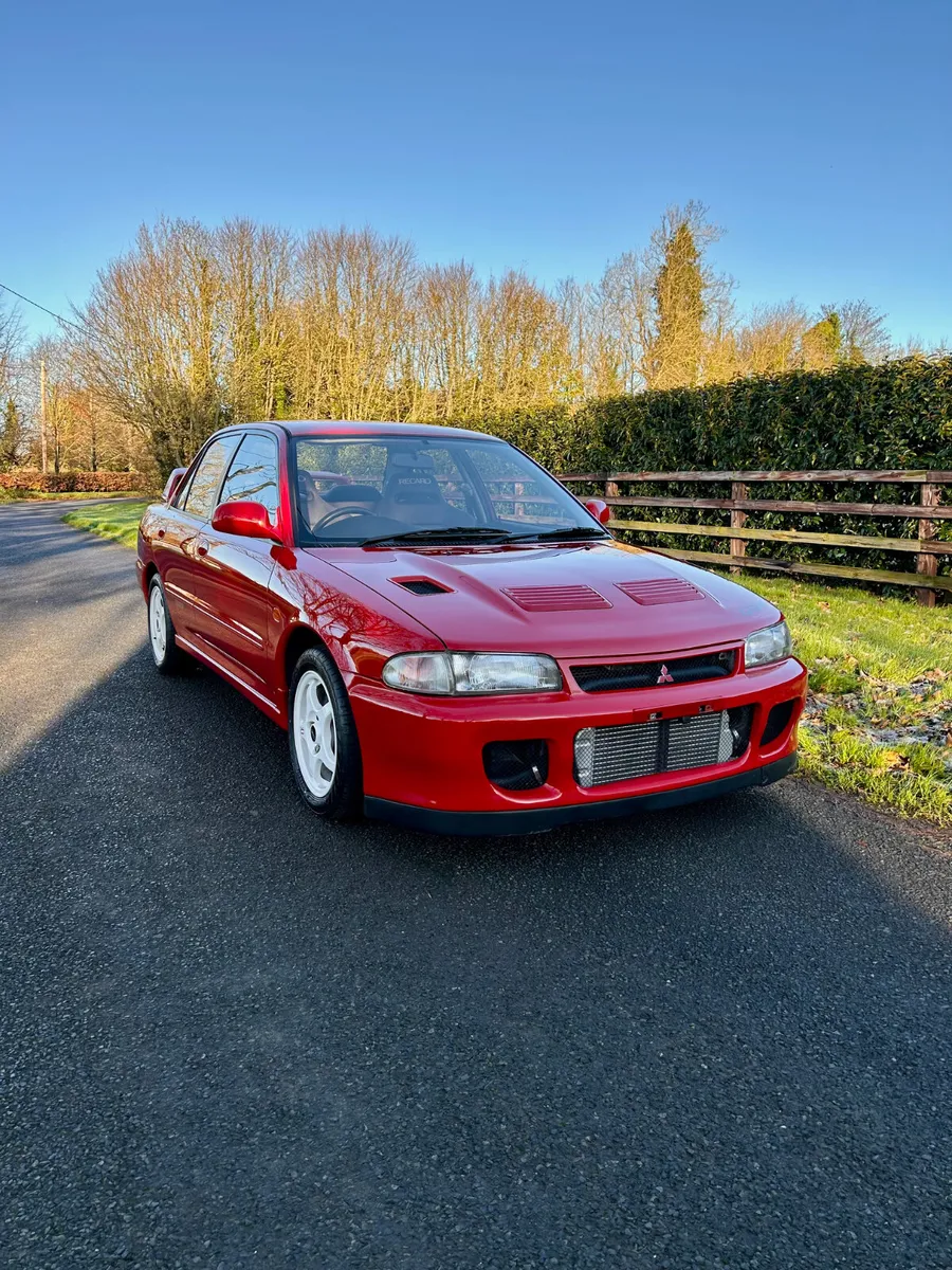 Rare original Mitsubishi Evo 2 GSR - Image 4