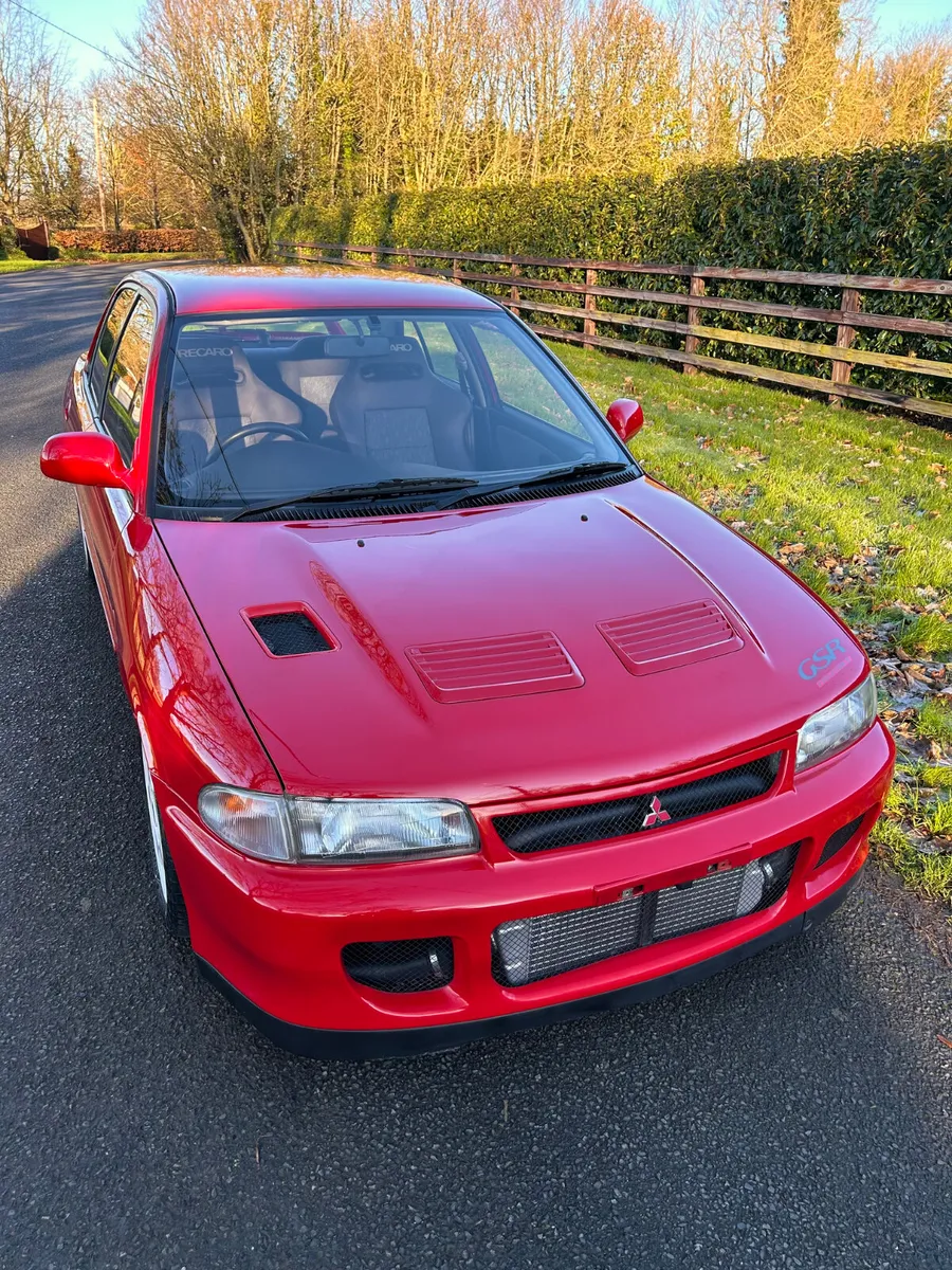 Rare original Mitsubishi Evo 2 GSR - Image 2