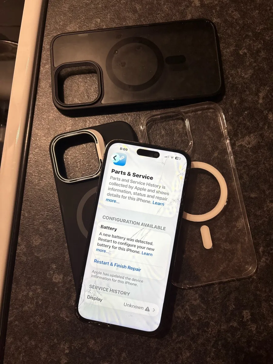 iPhone 14 Pro Max sim free 128Gb with accessories - Image 1