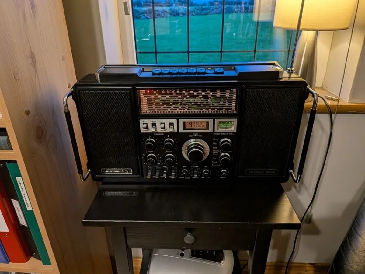 Grundig Satellit 2400 - 80's Vintage - Image 1