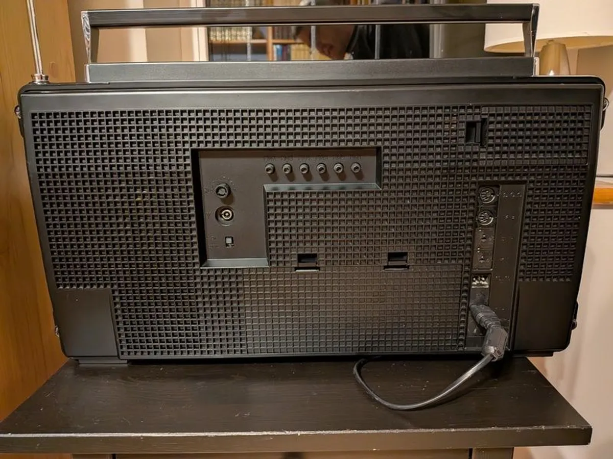 Grundig Satellit 2400 - 80's Vintage - Image 4