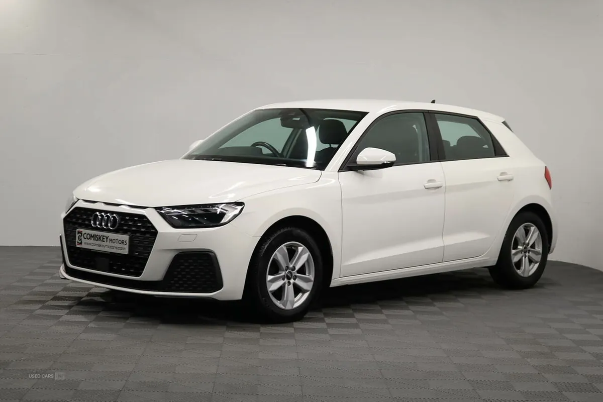 Audi A1 TFSI Technik - Image 3