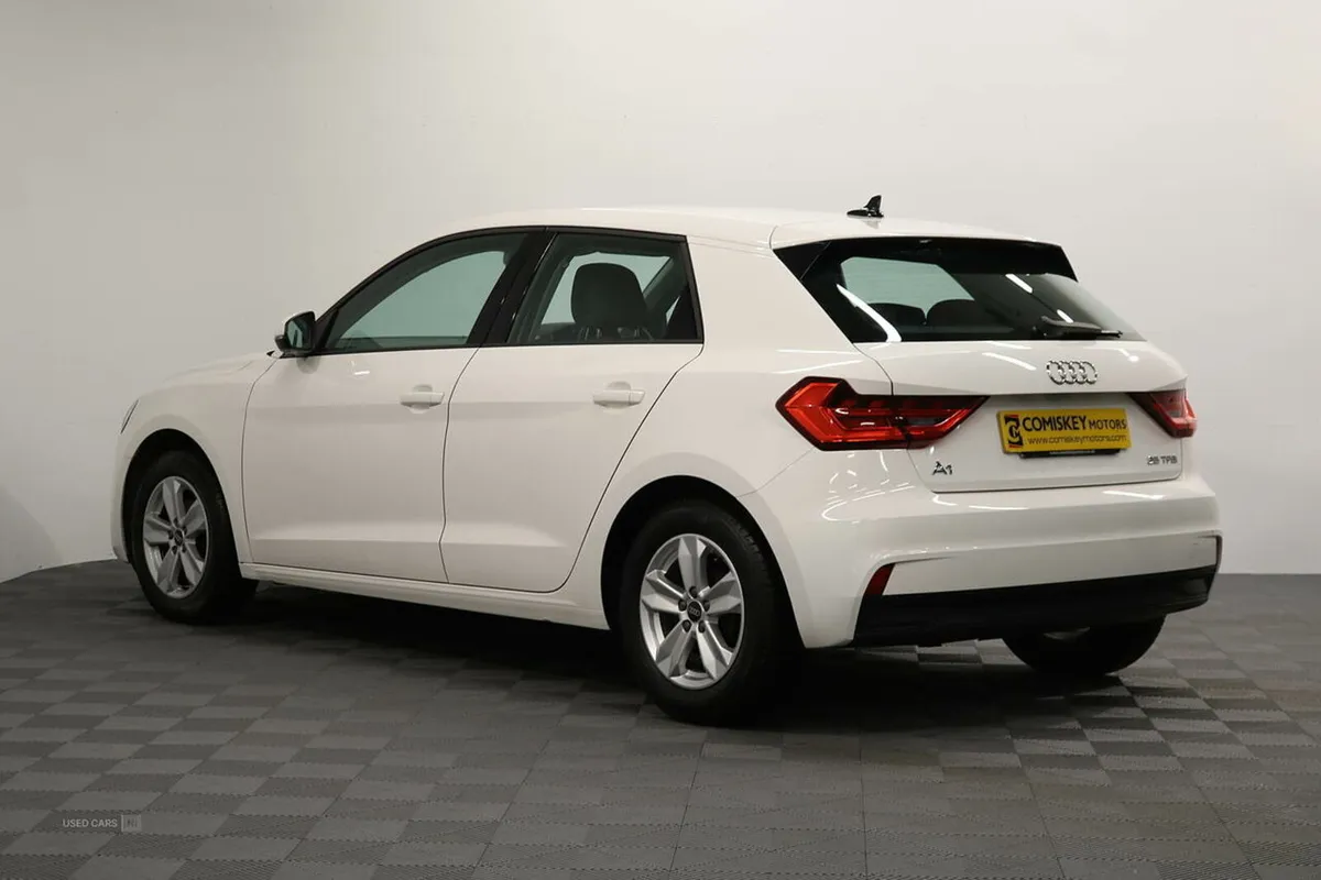 Audi A1 TFSI Technik - Image 4