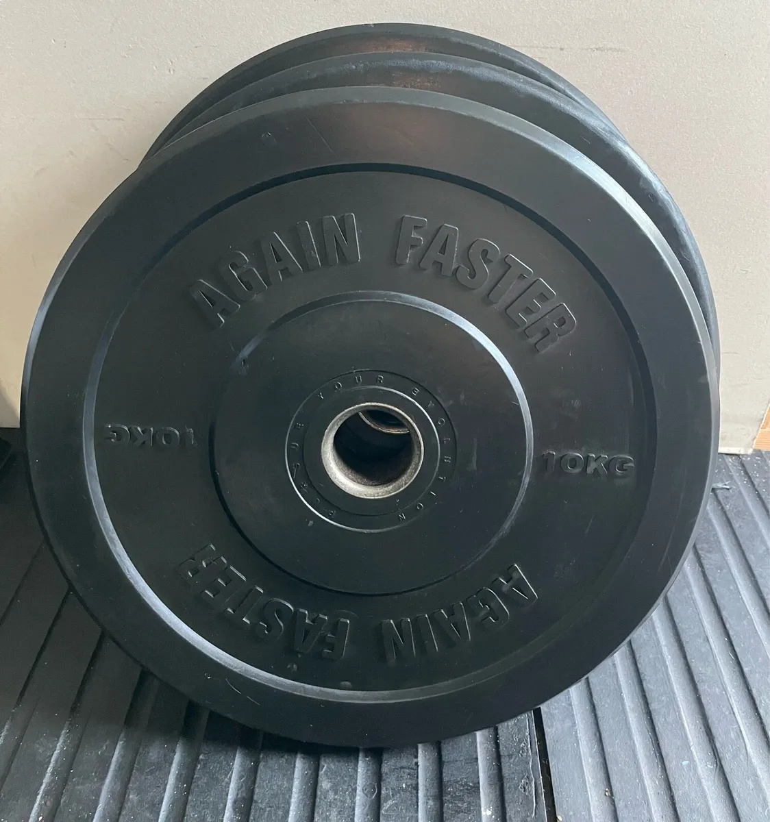 70kg black branded Olympic rubber bumper weight - Image 4