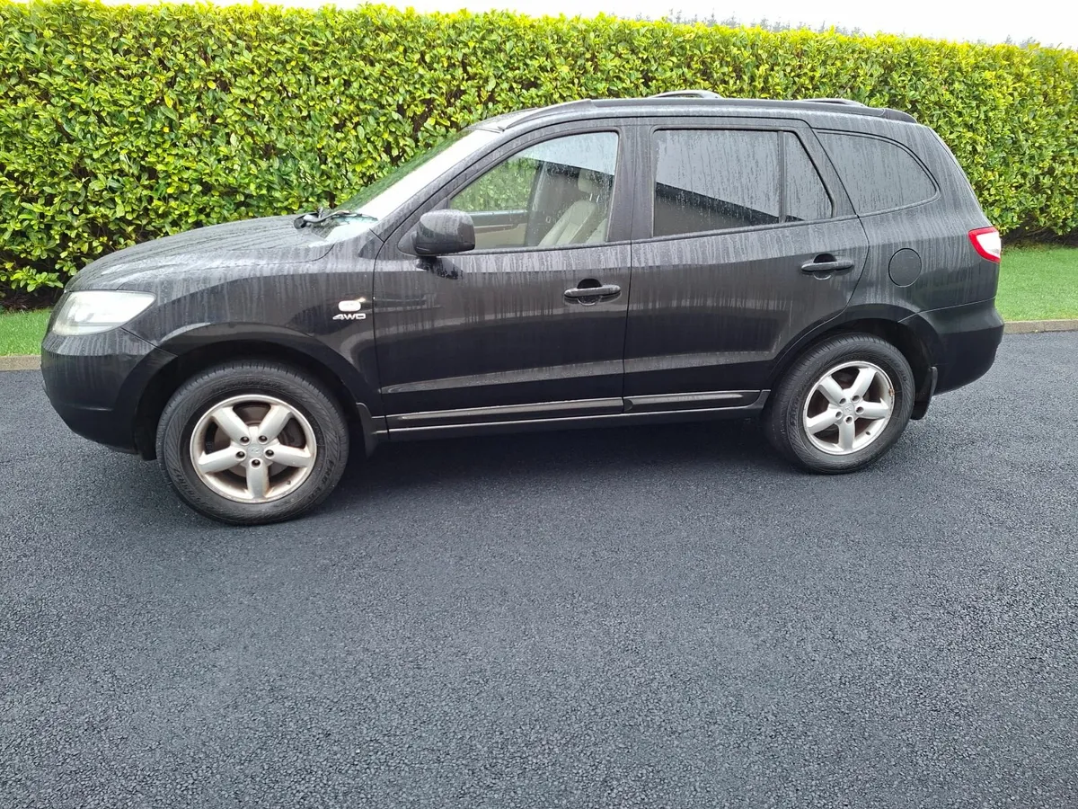 Hyundai Santa Fe 2007 - Image 1