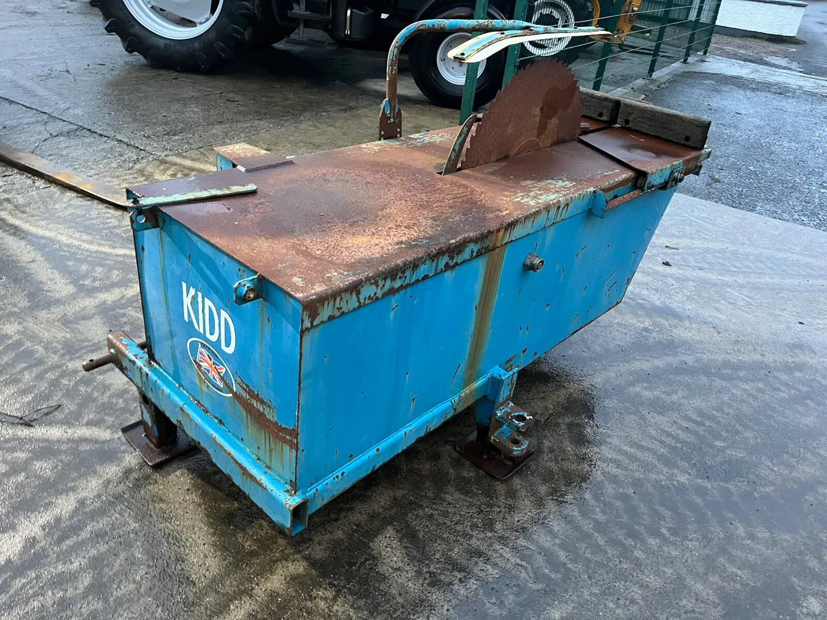 Kidd saw bench - Image 3