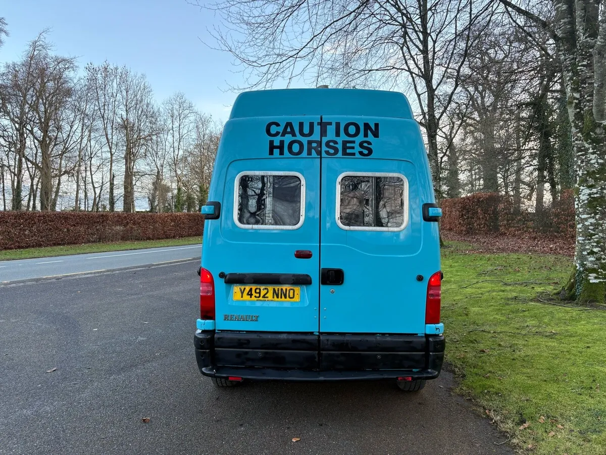 Horsevan 3.5T 2 Stall - Image 3