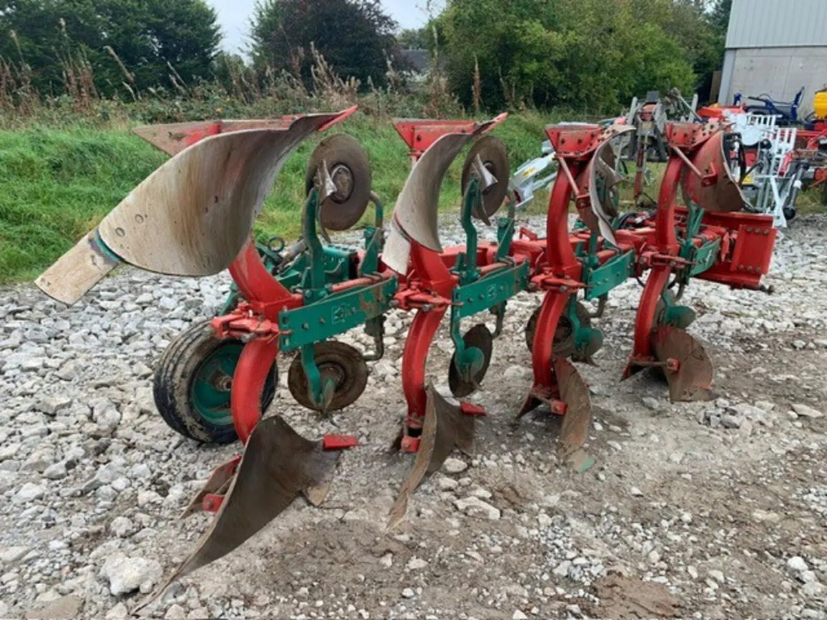 KVERNELAND 4F ES200 VARI WIDTH - Image 4