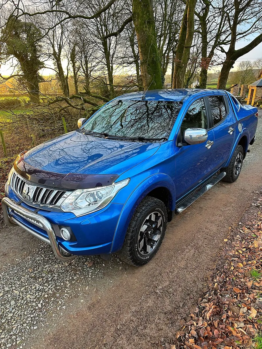 Mitsubishi L200 2015 - Image 1