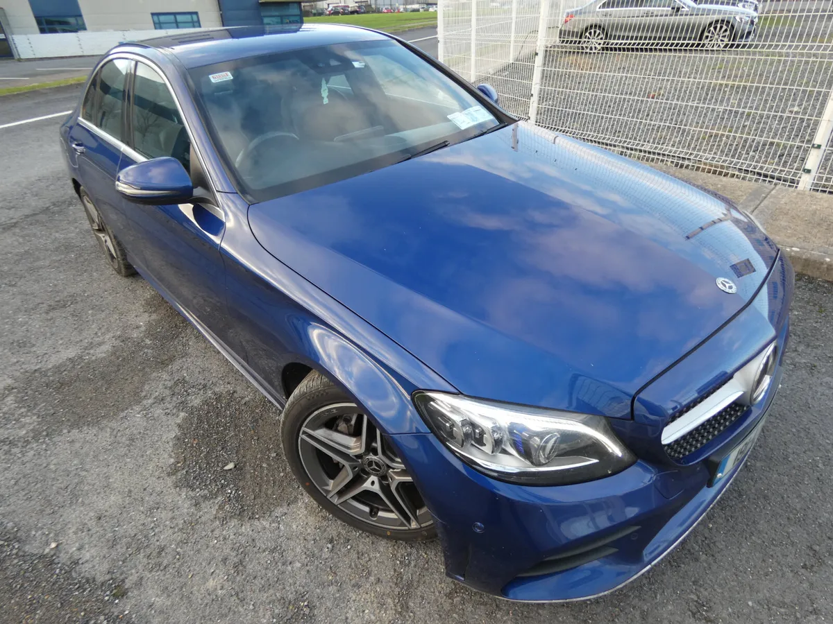 MERCEDES BENZ C-CLASS C220 AMG LINE , NCT ANT TAX - Image 4