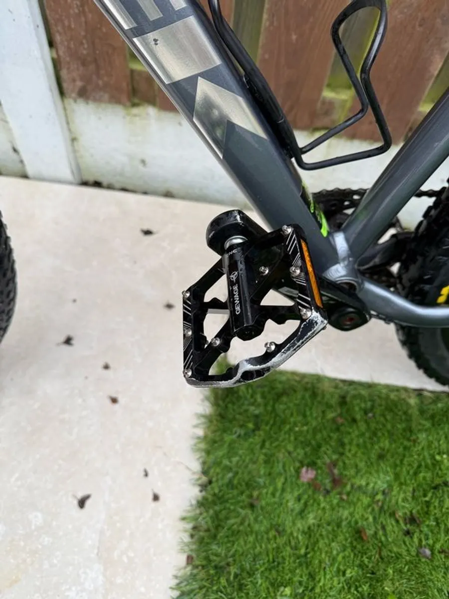 Trek Marlin 7 Gen 3 S 27.5 Galactic Grey - Image 4