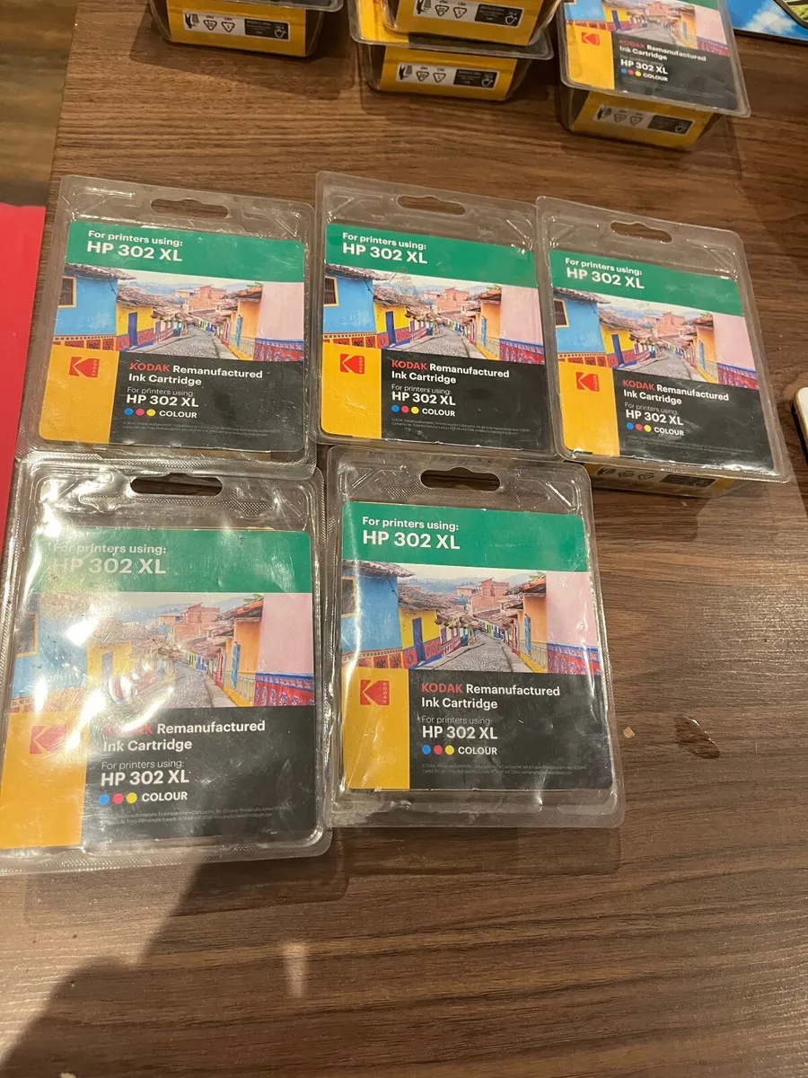 Kodak HP 302XL Ink cartridges x 5 - Image 1