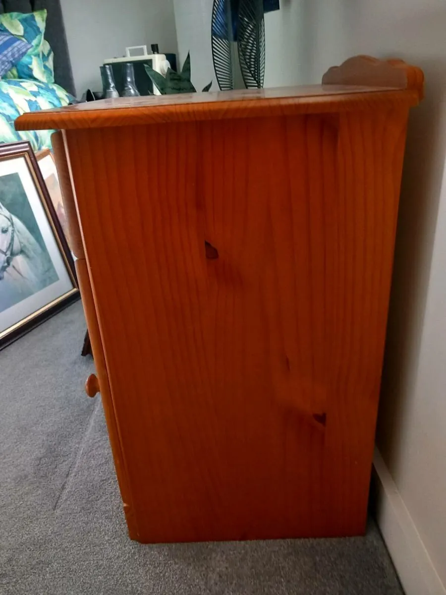 Bedside cabinet - Image 2