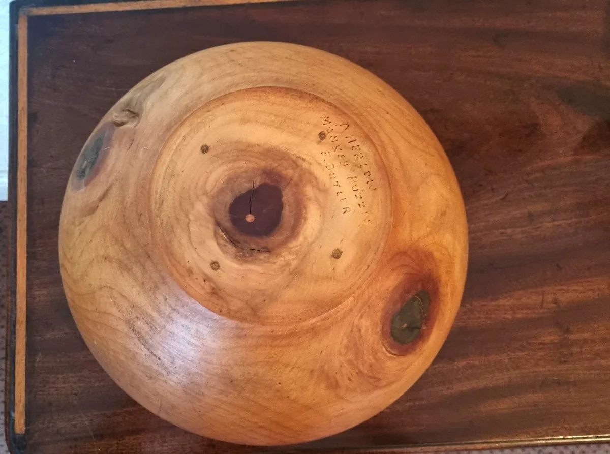 Large Wooden Fruit/Salad Bowl - Image 3