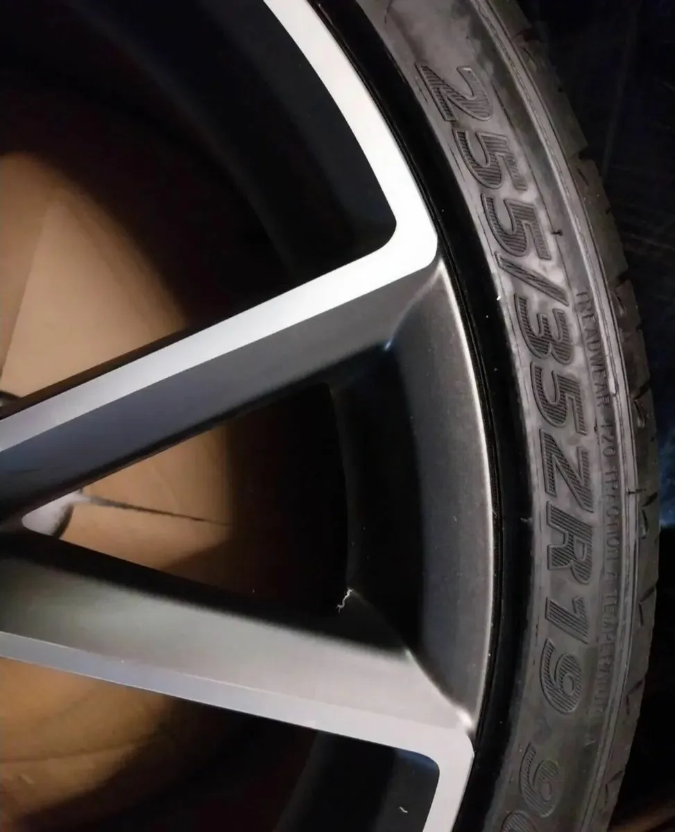 19" Alloy Wheels - Image 4