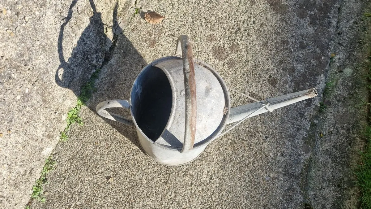 Vintage Watering Can - Image 4