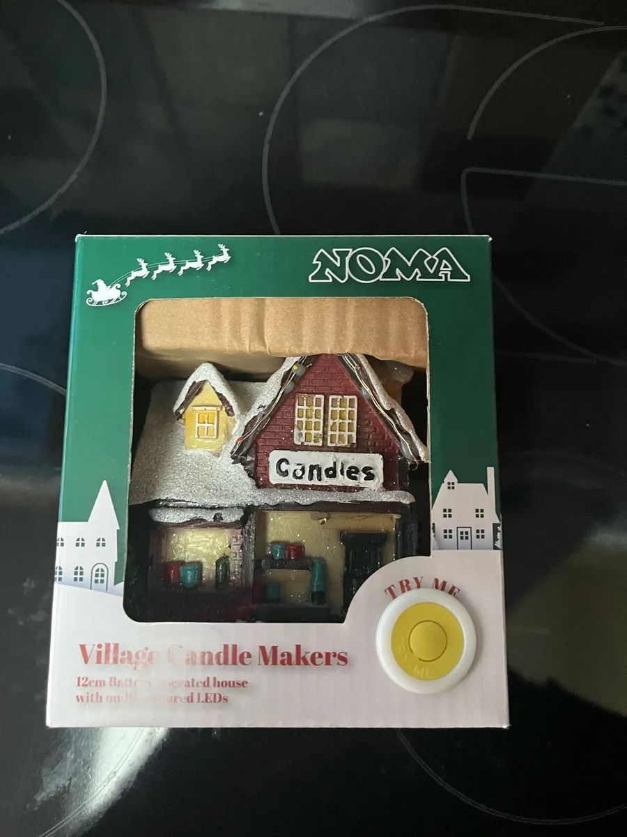 Christmas village piece - Image 1